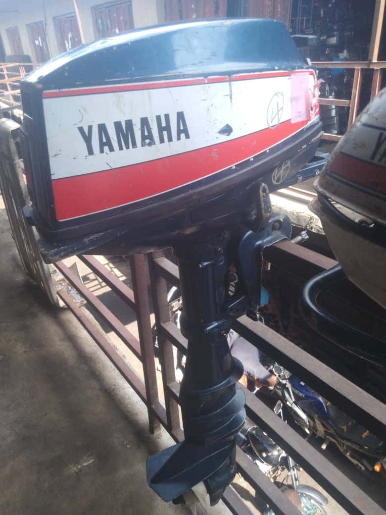 2 Stroke 8hp Yamaha Japan model outboard engine.